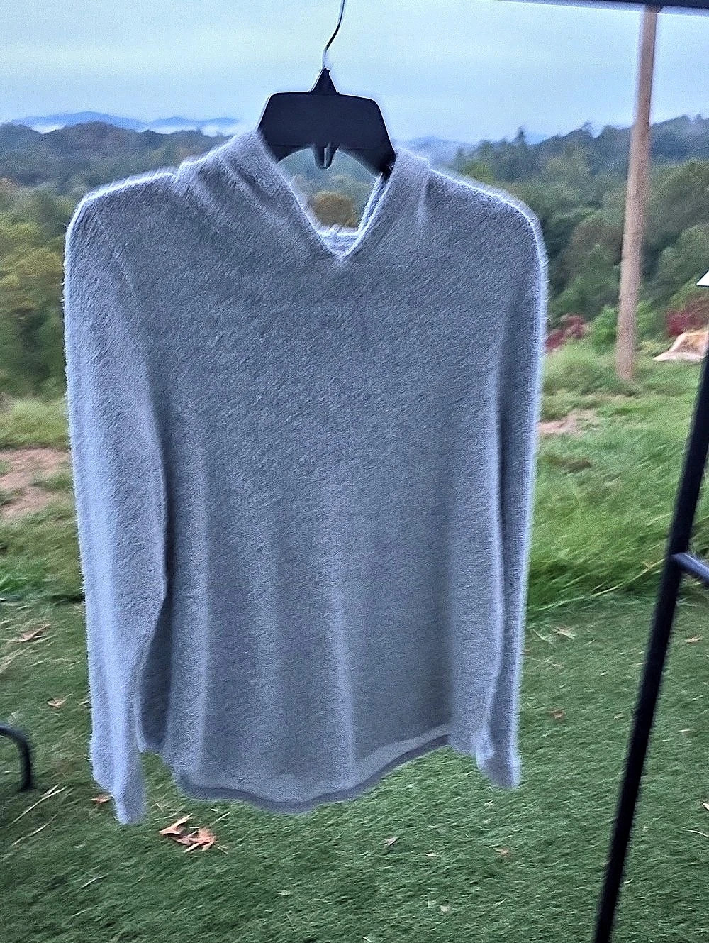 LOFT Cowl Neck Sweater in Gray Size Medium Like New